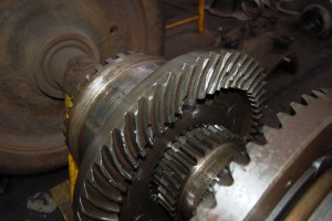 poškodené ozubenie nápravovej prevodovky
